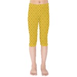 Yellow Floral Pattern Vintage Pattern, Yellow Background Kids  Capri Leggings 