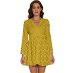 Yellow Floral Pattern Vintage Pattern, Yellow Background Long Sleeve V-Neck Chiffon Dress 