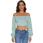 Round Ornament Texture Long Sleeve Crinkled Weave Crop Top