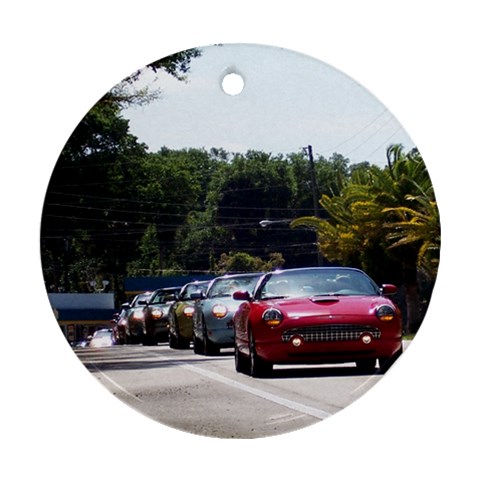 Cruise Ornament (Round) from UrbanLoad.com Front