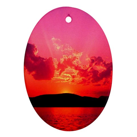 Sunset Ornament (Oval) from UrbanLoad.com Front