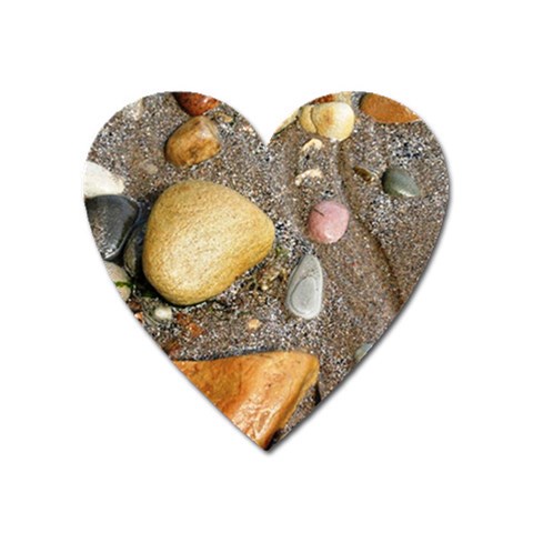 Pebbles on the beach Magnet (Heart) from UrbanLoad.com Front