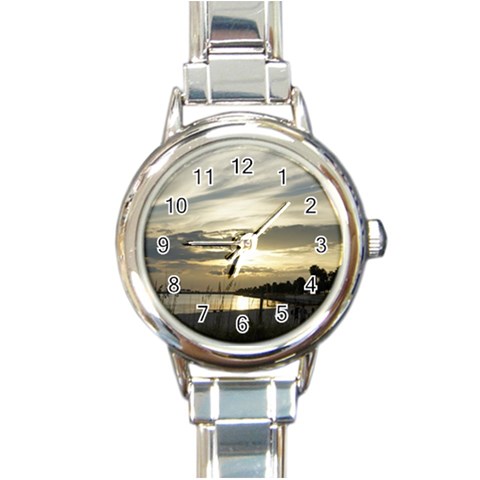 Beach Volleyball Round Italian Charm Watch from UrbanLoad.com Front