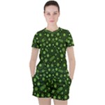 Seamless Pattern With Viruses Women s Tee and Shorts Set