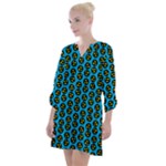0059 Comic Head Bothered Smiley Pattern Open Neck Shift Dress