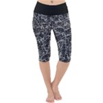 Rebel Life: Typography Black and White Pattern Lightweight Velour Cropped Yoga Leggings