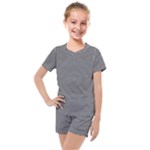 Abstract Diagonal Stripe Pattern Seamless Kids  Mesh T-Shirt and Shorts Set