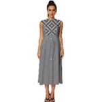 Abstract Diagonal Stripe Pattern Seamless Sleeveless Round Neck Midi Dress