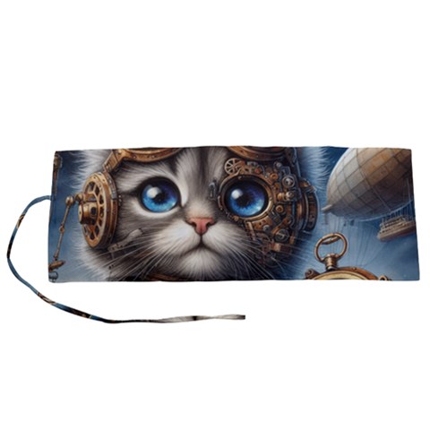 Maine Coon Explorer Roll Up Canvas Pencil Holder (S) from UrbanLoad.com