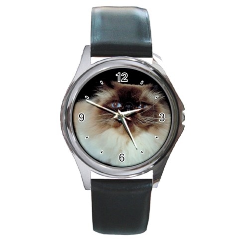 Blue Eyed Cat D2 Round Metal Watch from UrbanLoad.com Front