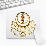 Drikung-Symbol-Lotus-Gold 1000 Large Mousepad