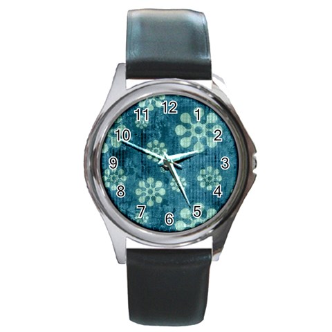 Snow Flake Art Round Metal Watch from UrbanLoad.com Front