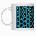 0059 Comic Head Bothered Smiley Pattern White Mugs