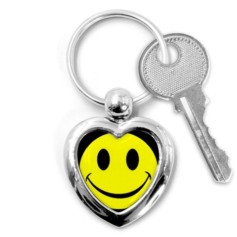 smiley Key Chain (Heart) from UrbanLoad.com Front