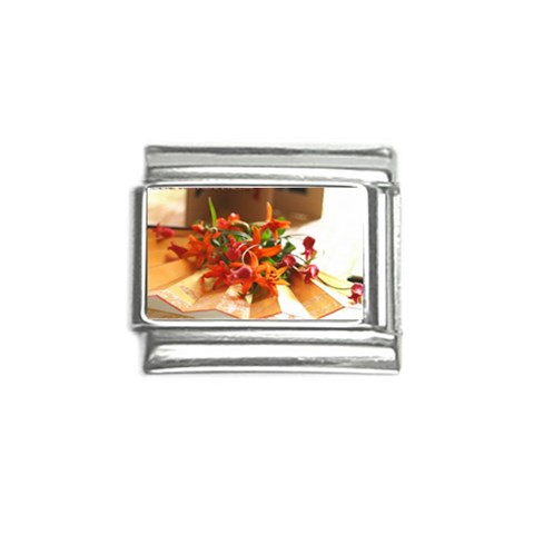 flowers Italian Charm (9mm) from UrbanLoad.com Front