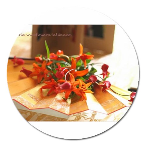 flowers Magnet 5  (Round) from UrbanLoad.com Front