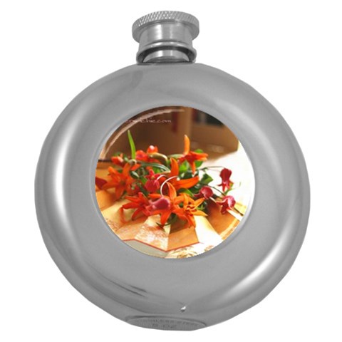 flowers Hip Flask (5 oz) from UrbanLoad.com Front