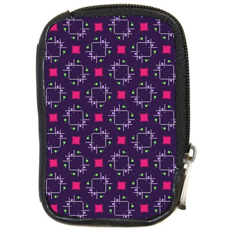 Geometric Pattern Retro Style Compact Camera Leather Case from UrbanLoad.com Front