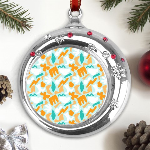 Design Pattern Seamless Tropical Metal Snowflake Red Crystal Round Ornament from UrbanLoad.com Front