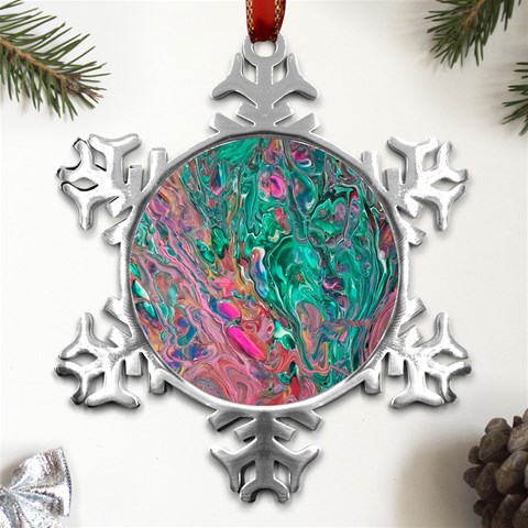 Green Pour Metal Small Snowflake Ornament from UrbanLoad.com Front
