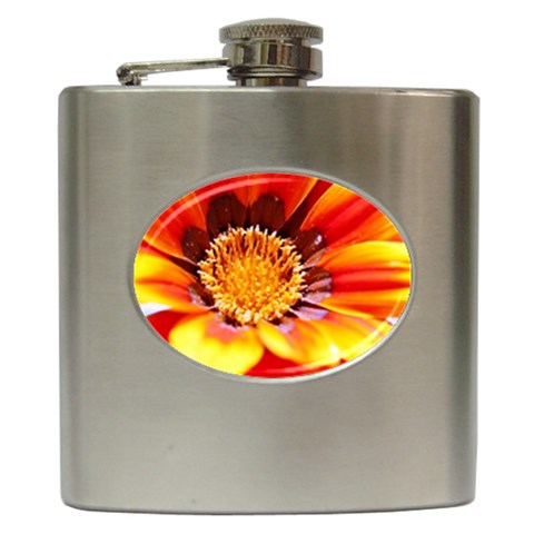 Annual Zinnia Flower   Hip Flask (6 oz) from UrbanLoad.com Front
