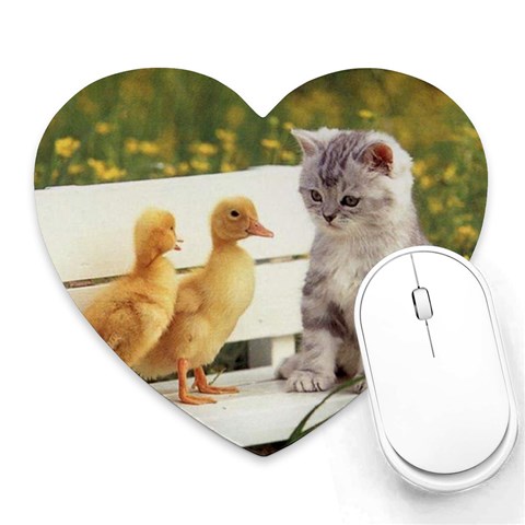 Kitty & Friends Mousepad (Heart) from UrbanLoad.com Front