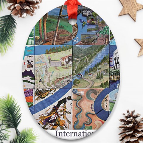 Tapestry Ornament (Oval) from UrbanLoad.com Front